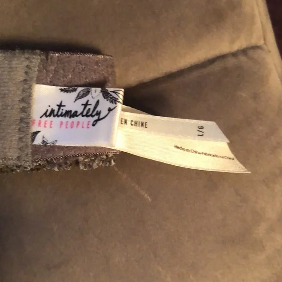 Beautiful FREE PEOPLE Intimates Bra - Picture 9 of 11